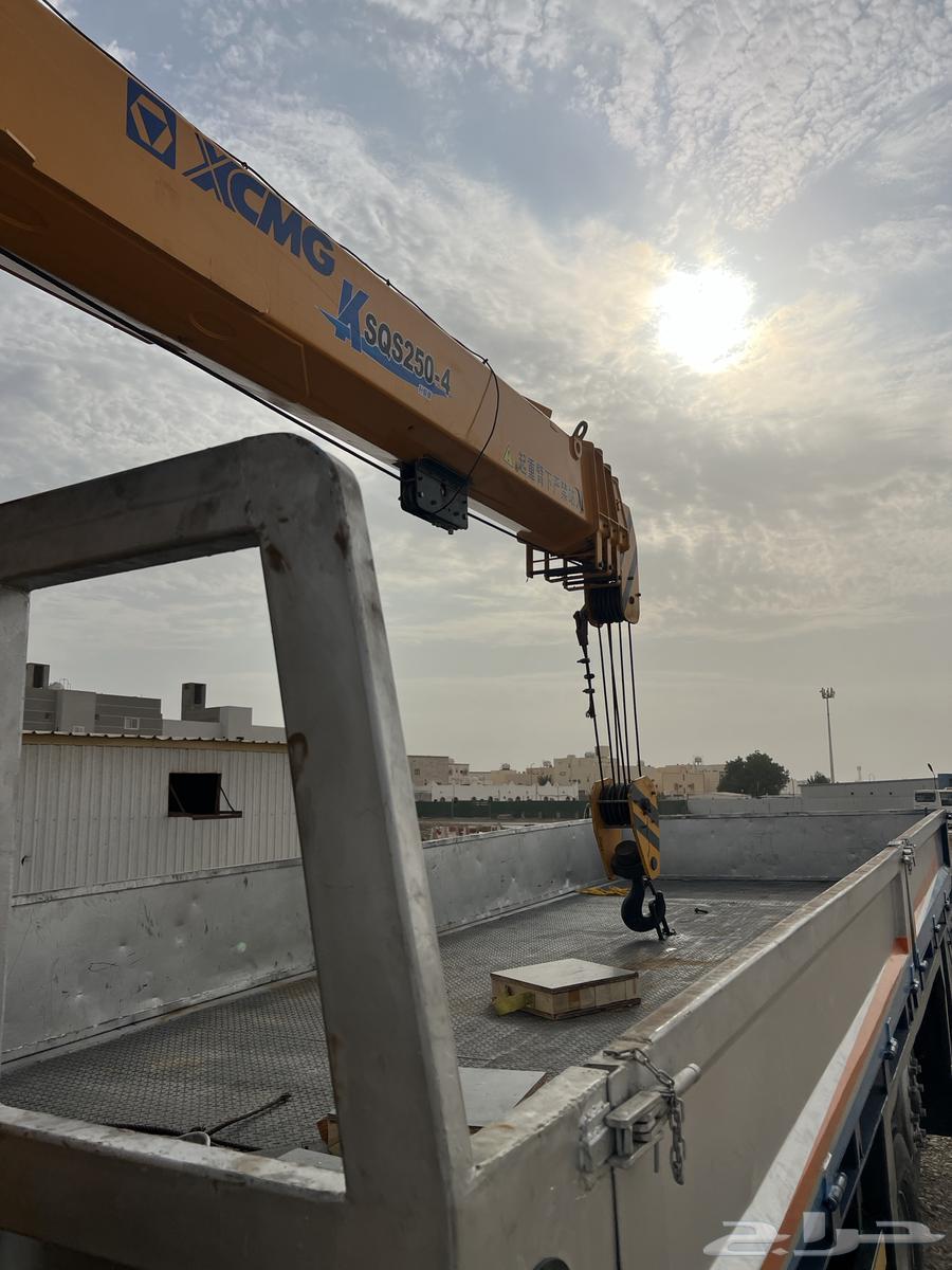 بوم تراك 10 طن For rent a 10-or boom truck64384534842755112