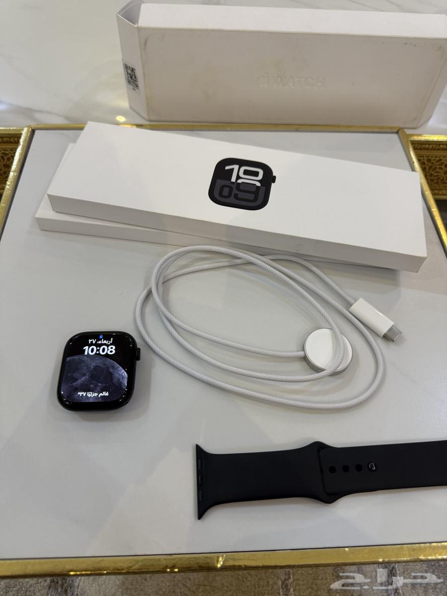 ساعة ابل الاصدار 1064339541197699110
