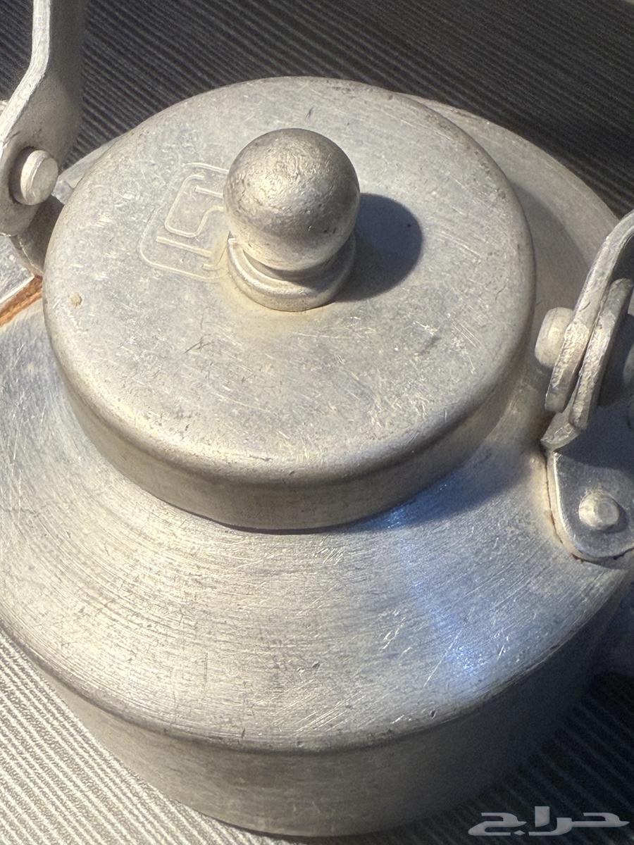 Aden Teapot Size 10 with Two Seals64347982561665111