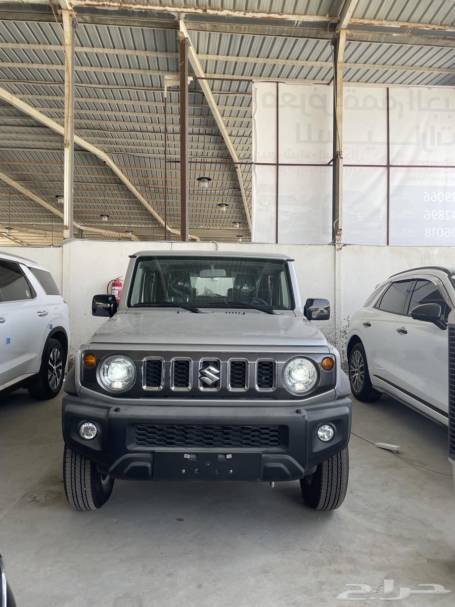 جيمني 2025 خمس أبواب64491279286147114