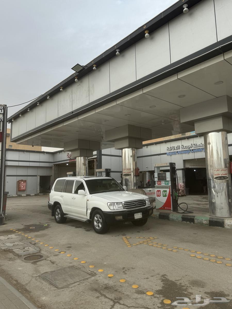 تايوتا جيب لاندكروزر64492460893185110