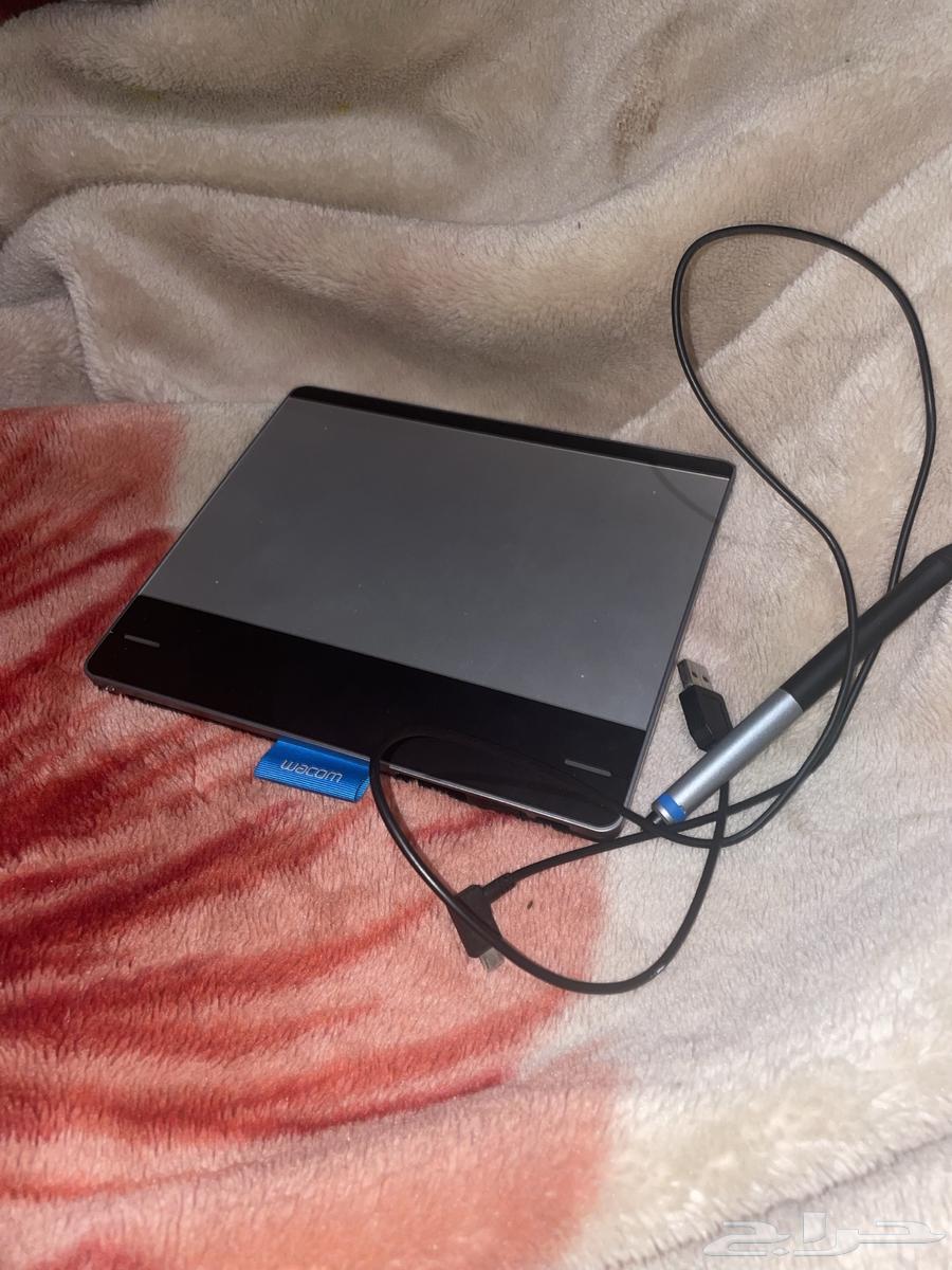 Wacom drawing and design tablet64348070618881111