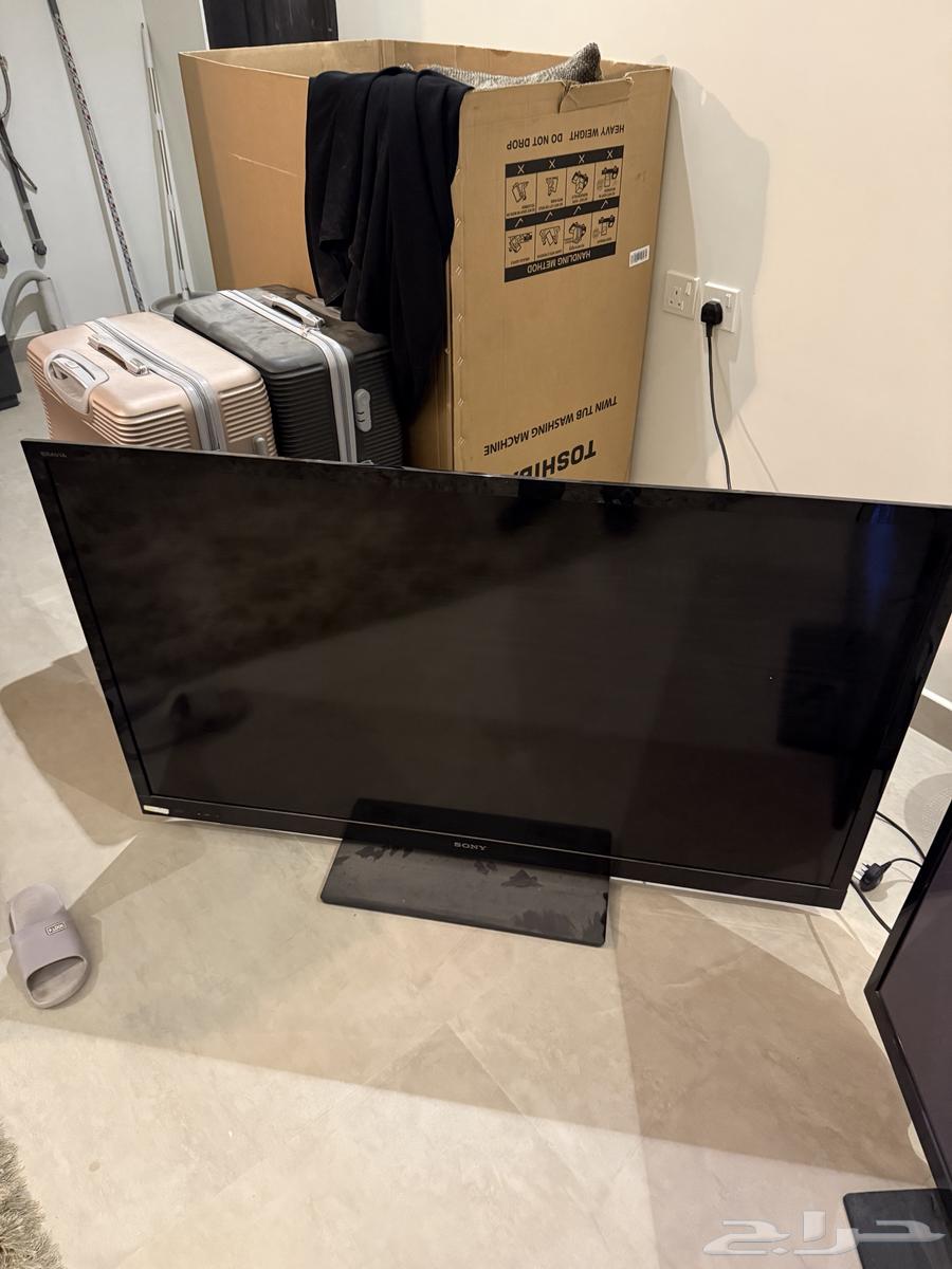 تلفيزيون شركة سوني 50 بوصة للبيع64336795646594110