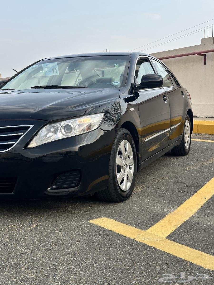 كامري 2011 أسود قير أتوماتيك للبيع64491373888513110