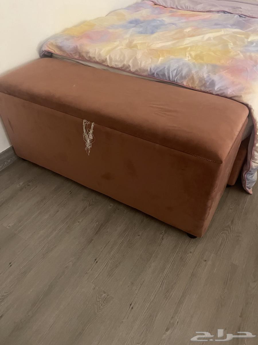 سرير للبيع مع بف64336544175361112