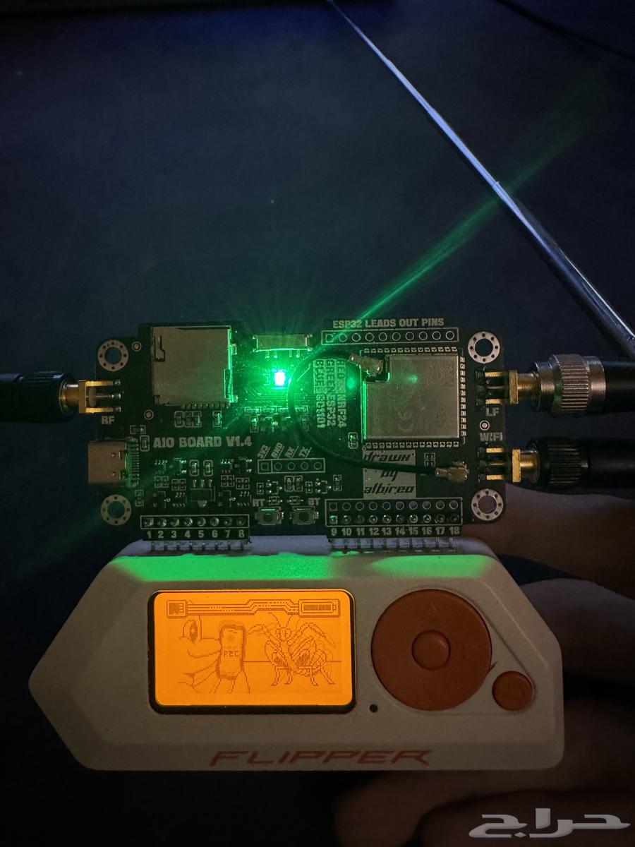 Flipper Zero Dev Board v1.464348363659011110