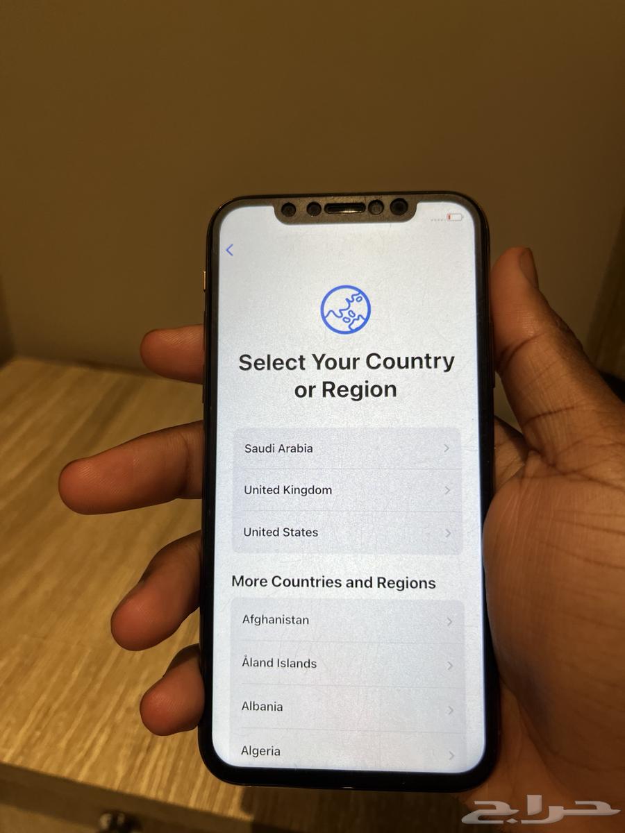 iPhone XS 25664336499605506112