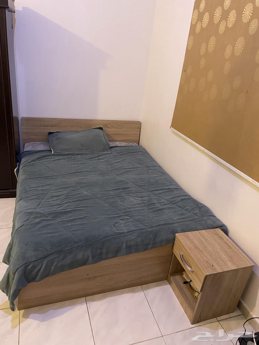 سرير مع كوميدينا64345120768641110