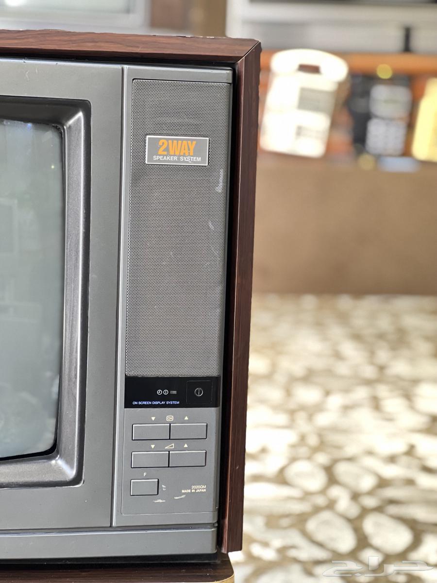 تلفزيون توشيبا خشبي قديم تراثي64348861069571114