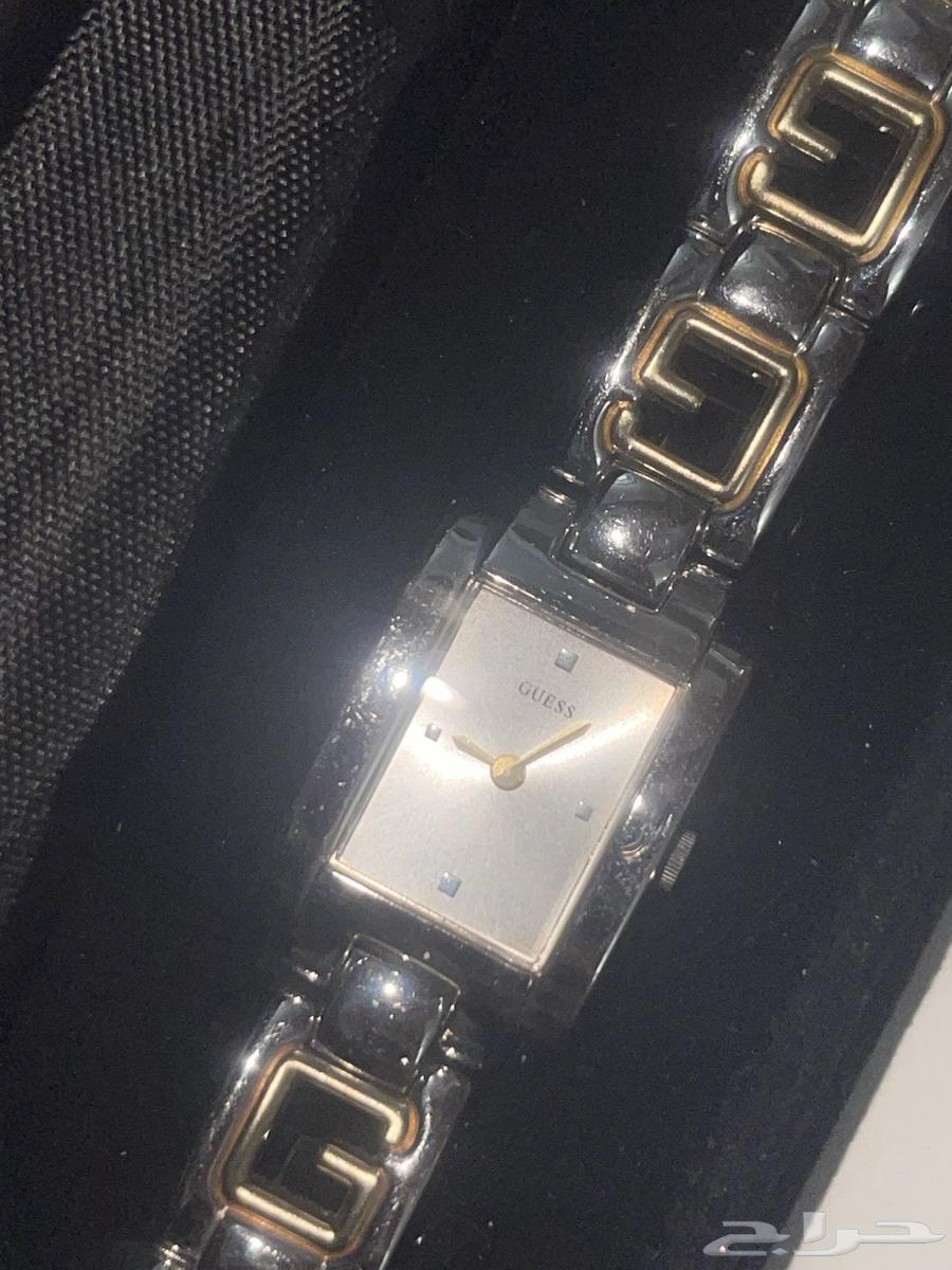 ساعة نسائية Guess64347398056067111