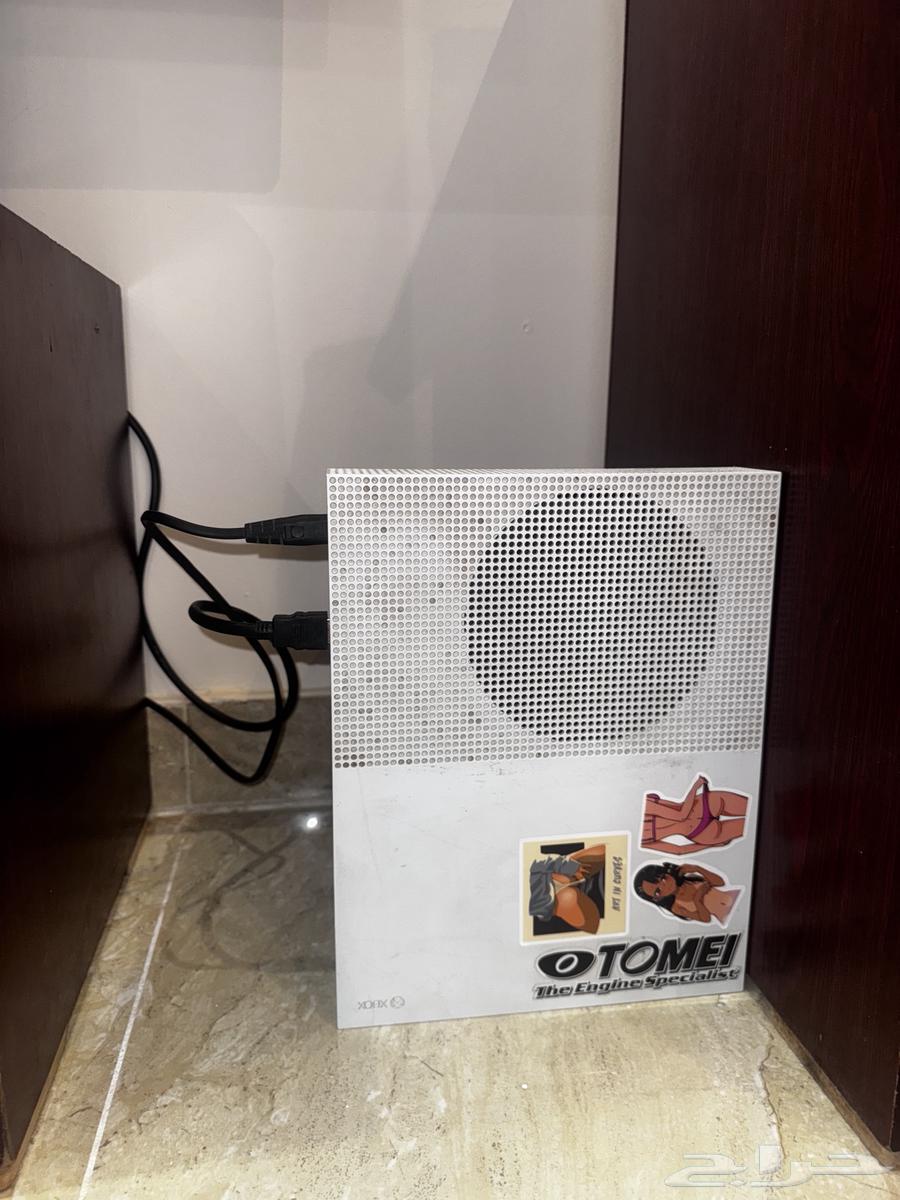 إكس بوكس ون S مستعمل نظيف64339645298050113