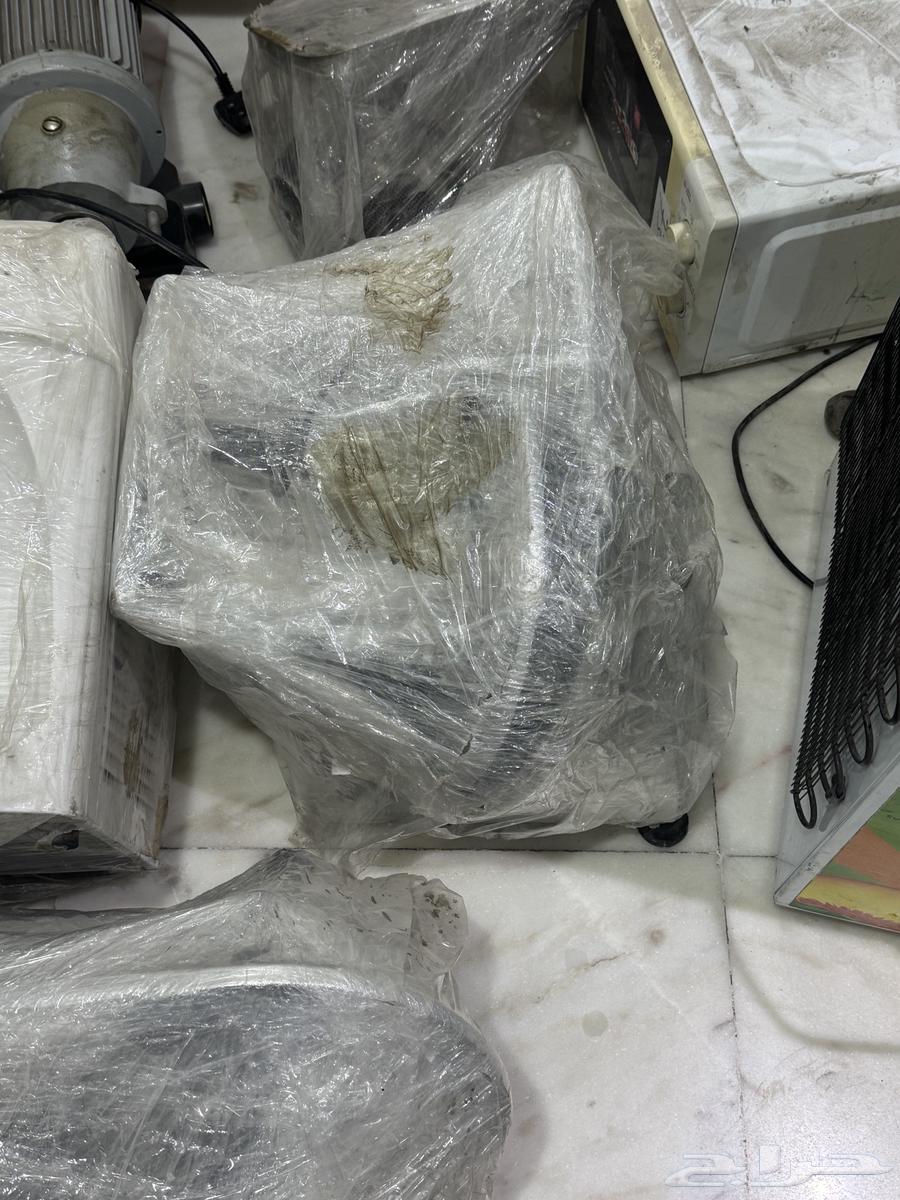 أجهزه شبه جديده فرصة ذهبية للي ناوي يفتح مطعم64342441944834114