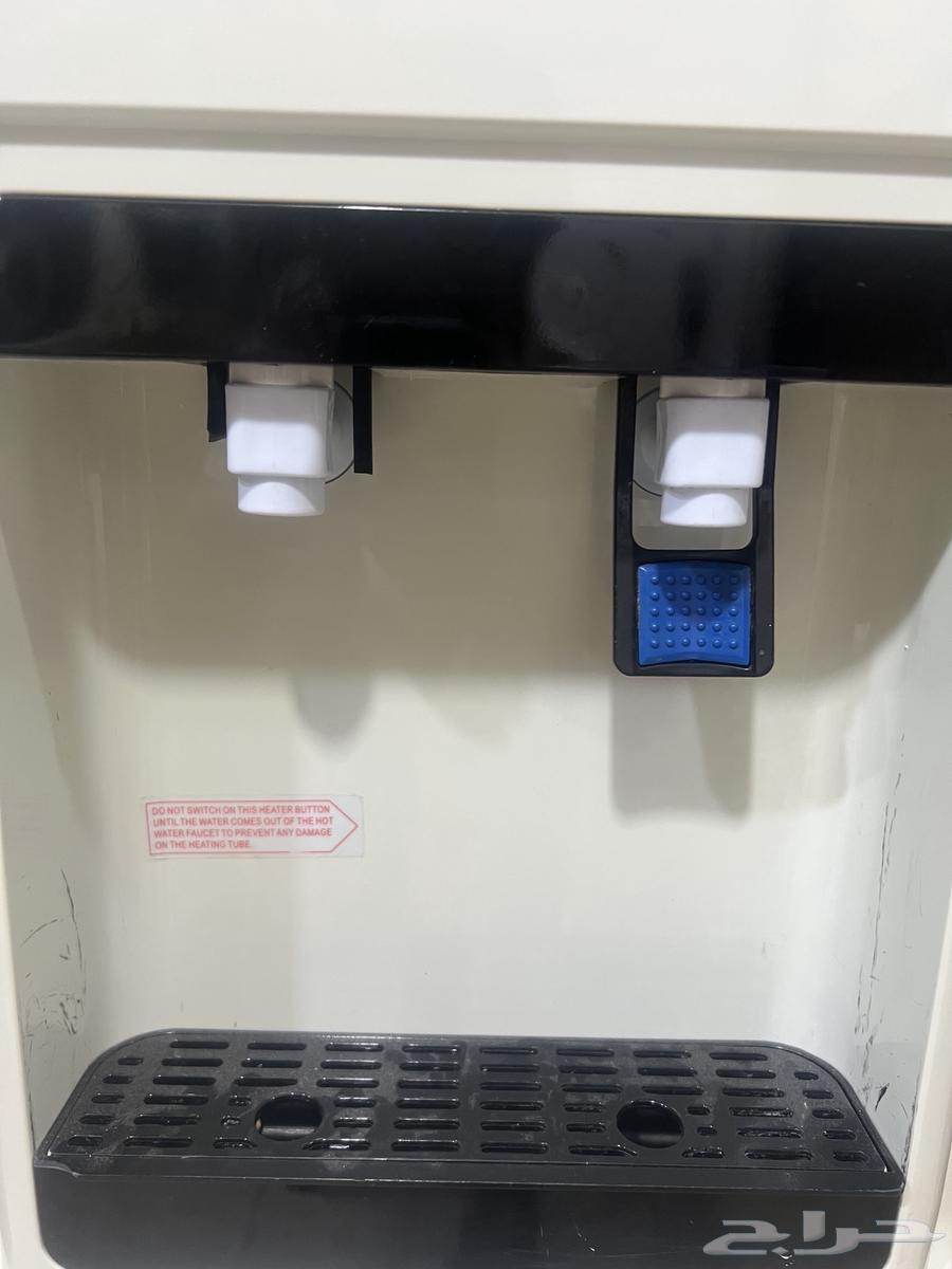 Refrigerator used for only one year, almost new64347034891009112