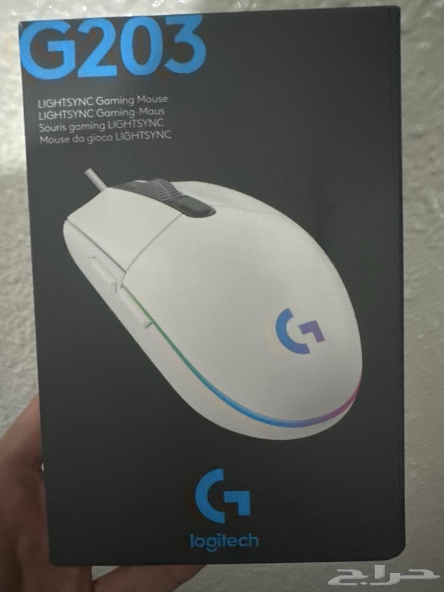 Redragon K552 White Keyboard and G203 White Mouse in Good Condition64344672746243112