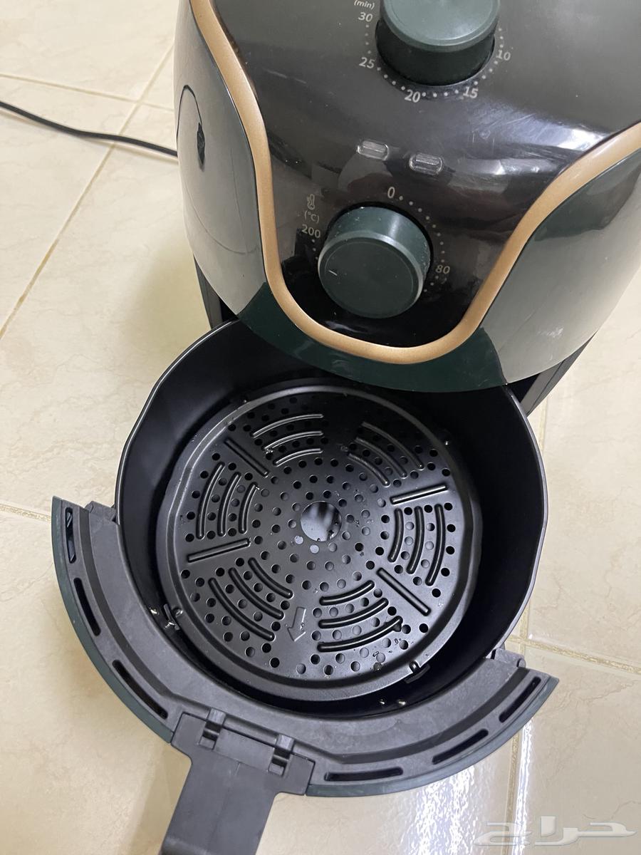 قلايه هوائية شبه جديد استخدمت 3 مرات فقط64344643264769113