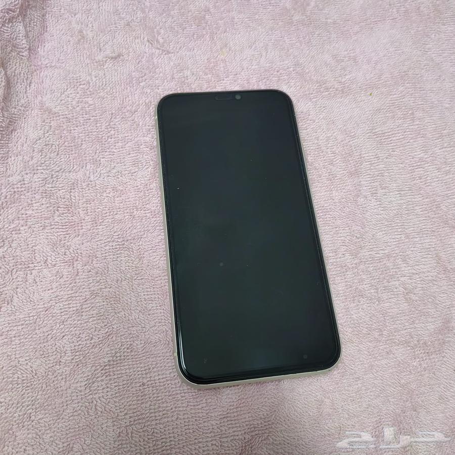 iPhone 11 128GB with only screen replaced64344332181890111