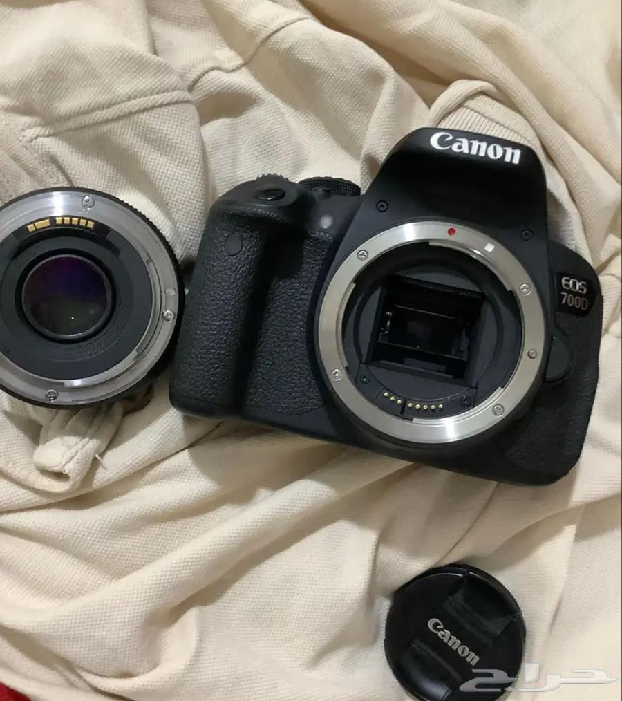 EOS D700 Camera64342562968066112