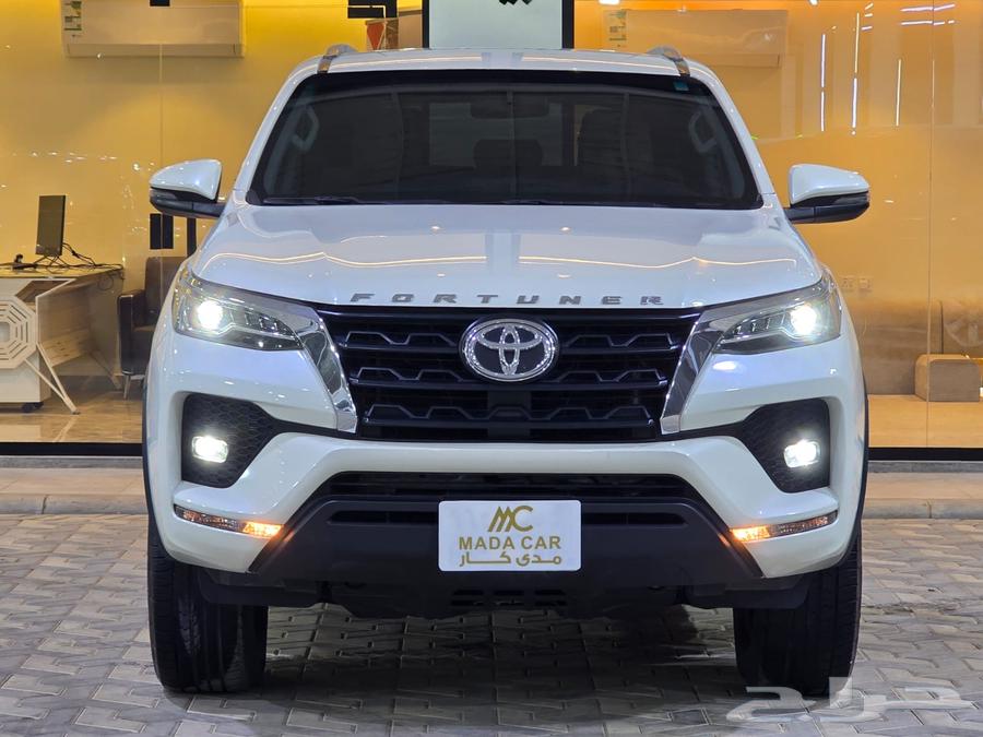 Toyota - Fortuner - V6 - 4x4 - 2021 (Agency Condition)64480935838465111