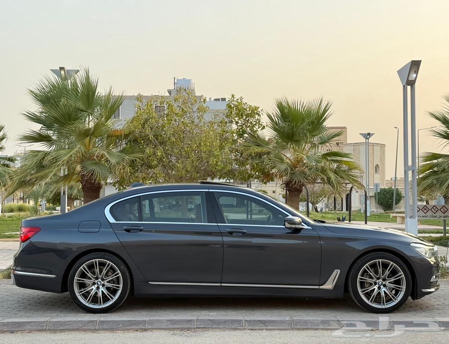 بي ام دبليو 2018 ناغي 730 للمستخدم64485460740226114
