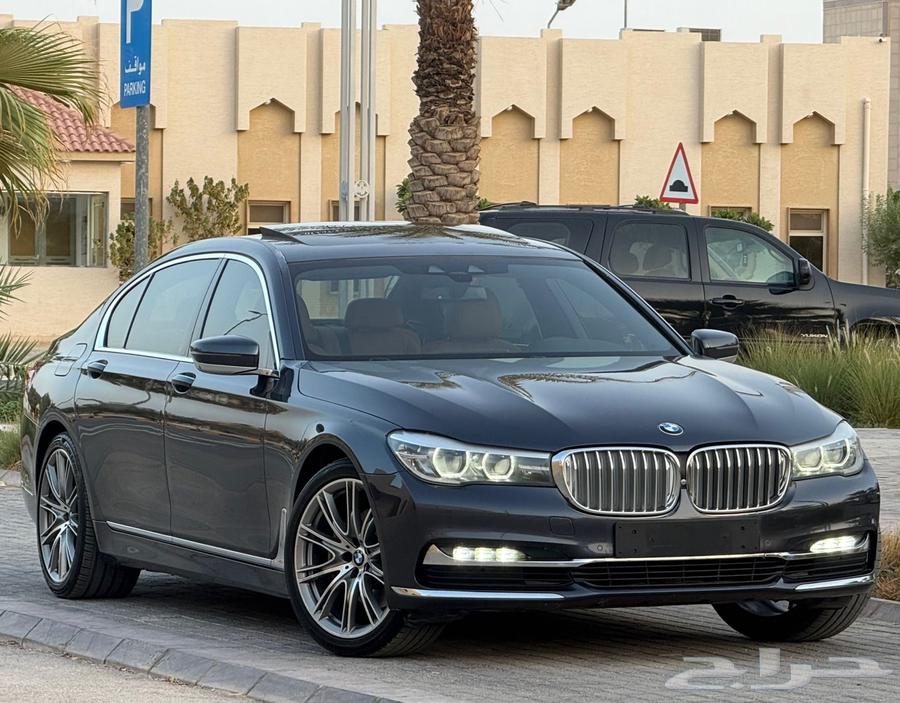 بي ام دبليو 2018 ناغي 730 للمستخدم64485460740226112