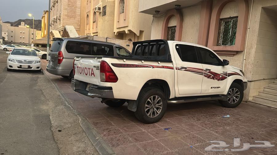 HiLux 201664485338305410111