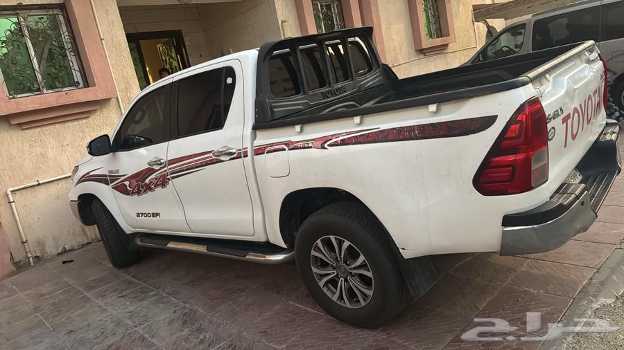 HiLux 201664485338305410110