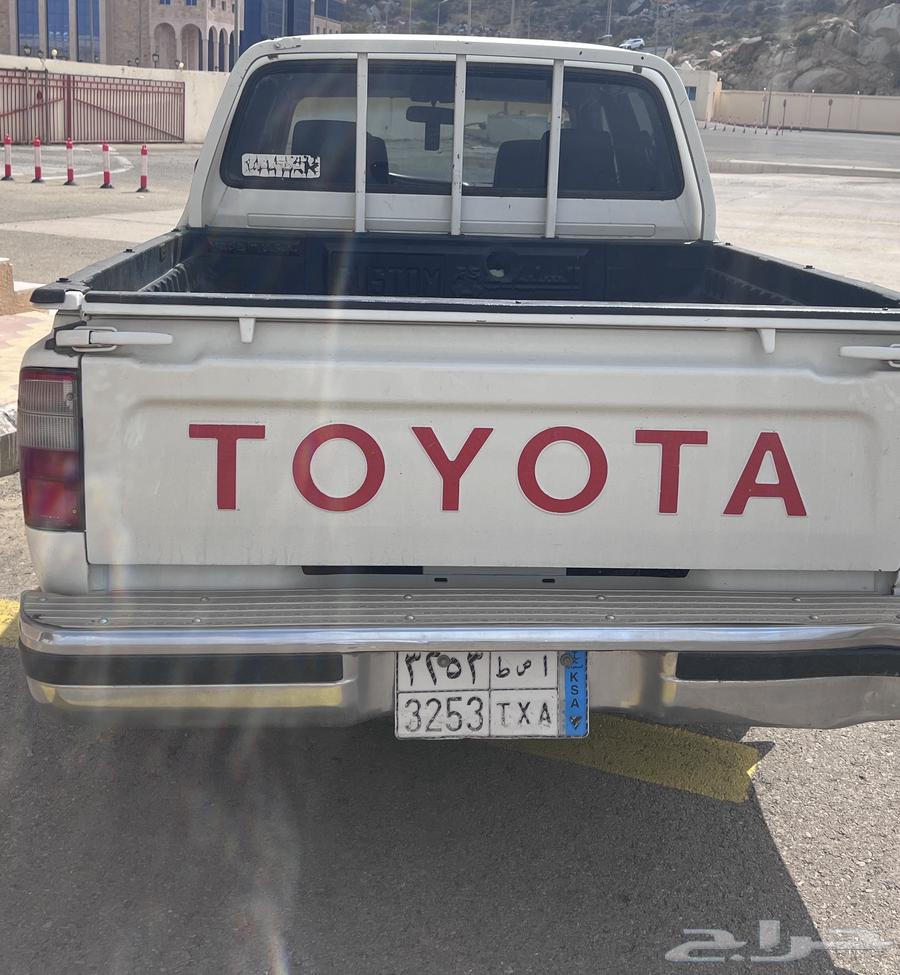 هايلوكس 2001 نظيف وممشاه قليل64486952089986113