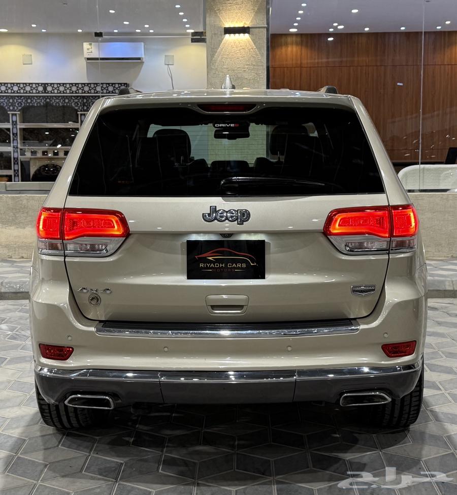 Jeep Cherokee 2014 Summit (Excellent Condition)64481982816769113