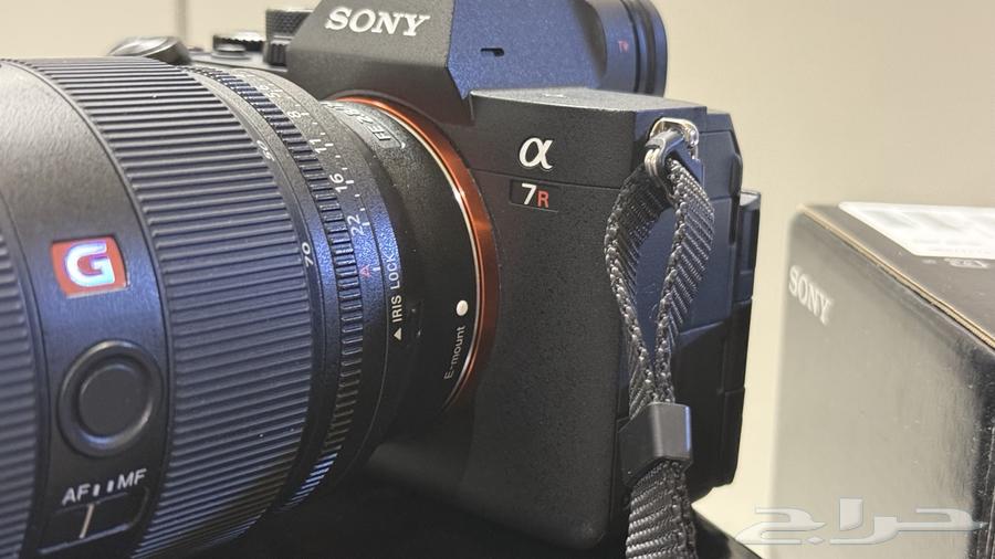 كاميرا سوني ألفا a7R V مع عدسة سوني FE 24-70mm f 2.8 GM II64347236617474111