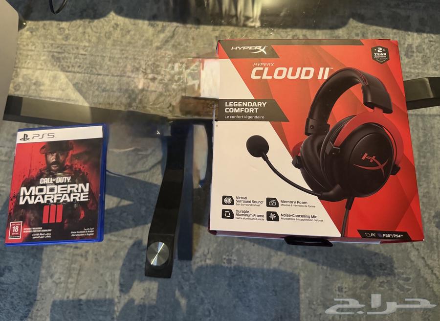 Cloud headphones, semi-new with code64346133636098110