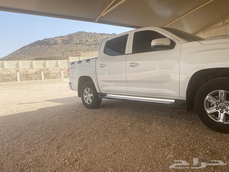 MG 60T for sale instead of a quarter and Hilux64490782405763111