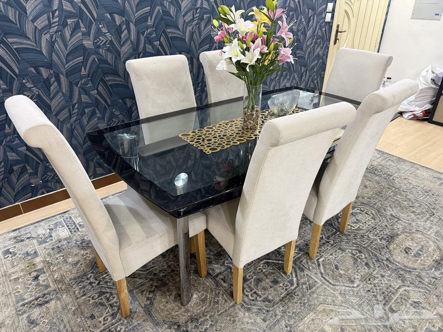 طاولة سفرة من هوم سنتر 6 كراسي هوم بوكس سجادة64343854838273112