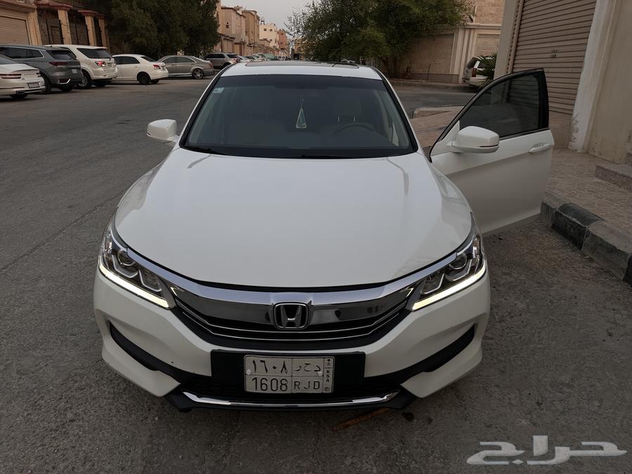 هوندا اكورد 201764490427131393110