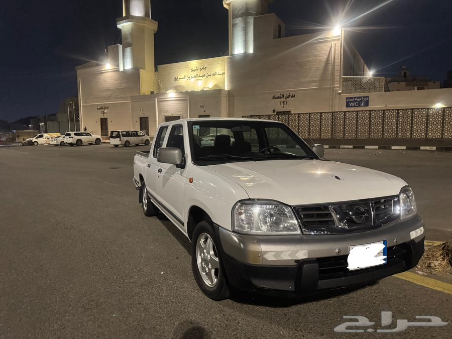 نيسان ددسن غمارتين 2015 مفحوصة مالك واحد بحالة ممتاز شبابية64484621131010112