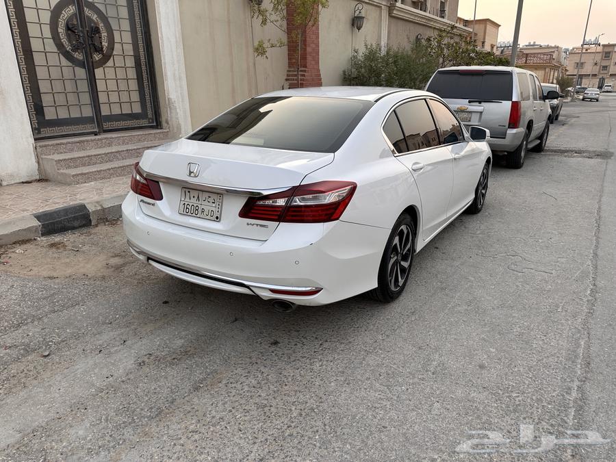 هوندا اكورد 201764490427131393114