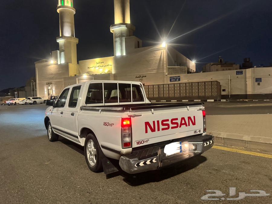 نيسان ددسن غمارتين 2015 مفحوصة مالك واحد بحالة ممتاز شبابية64480991603969110