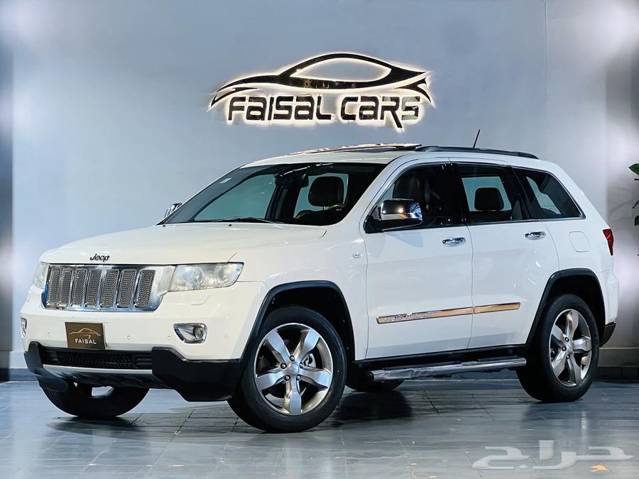 2012 Cherokee Overland V8 in excellent condition64490234533635112