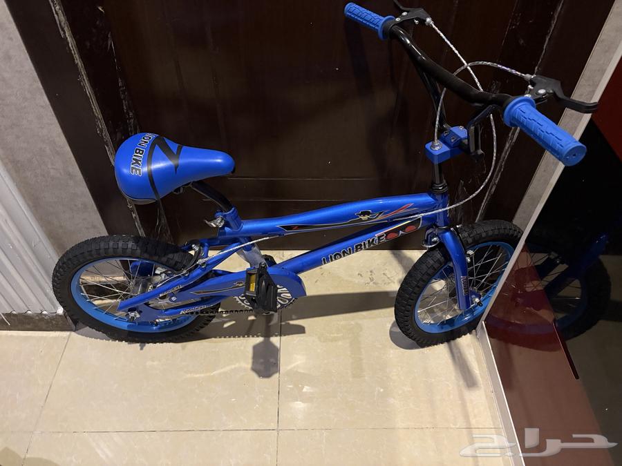 دراجة و سكوتر للبيع64348436892418111