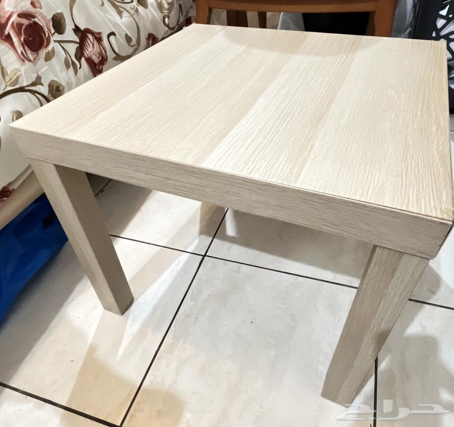 للبيع طاولة خشب مربع مقاس 55 على 5564341493408642111