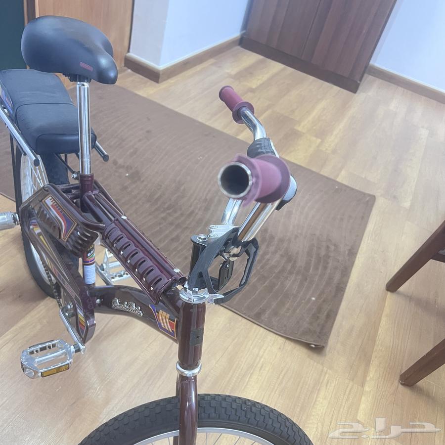 Rambow with magenta color and cut hand grips64343328604163111