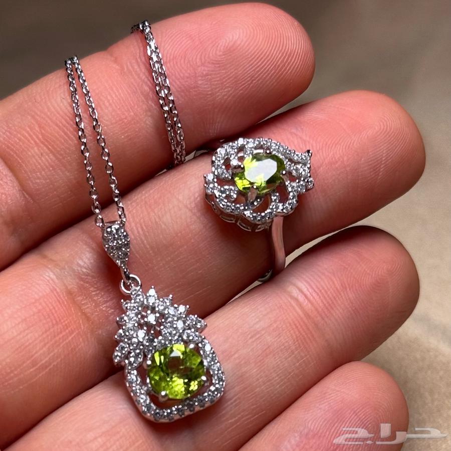 طقم نسائي فضةمطعم بالزركون والاحجار الكريمة64344956554115111