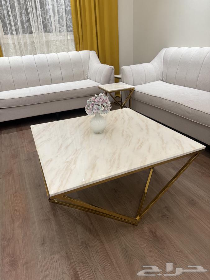 كنب وطاوله رخام شبه جديده64346488230787112