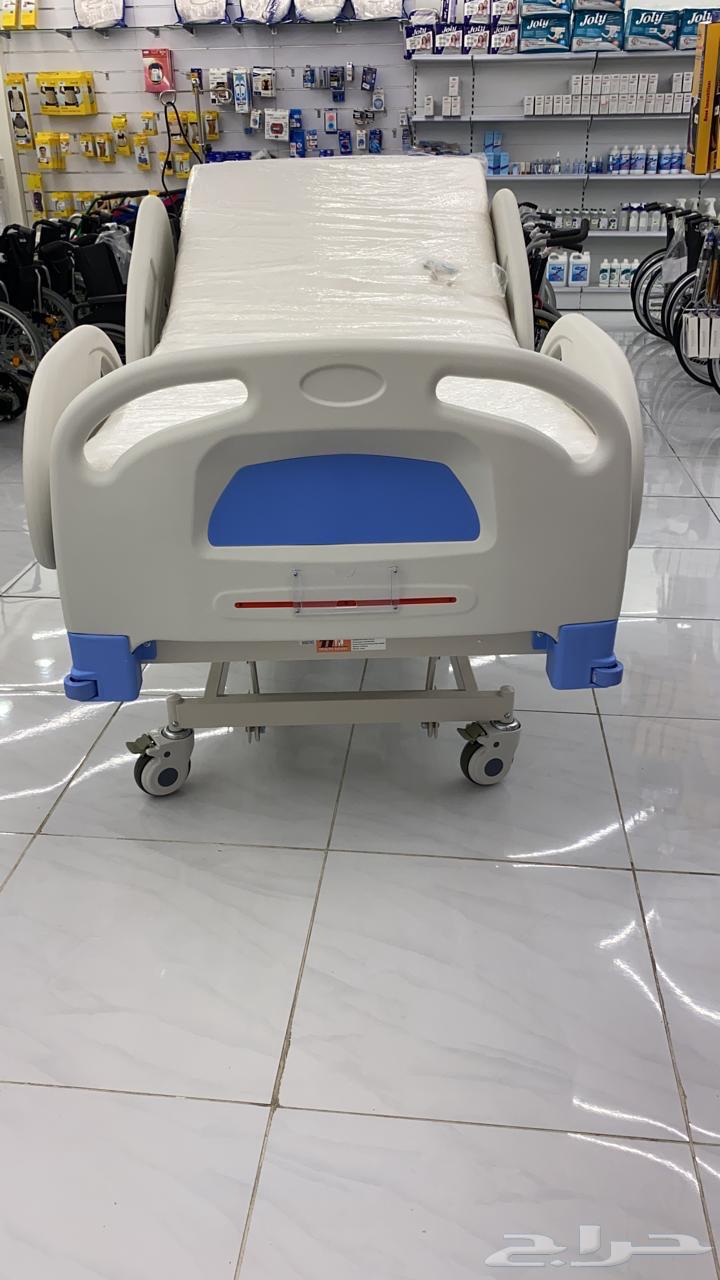 معدات طبية لكبار السن أو لذوي الاحتياجات الخاصة64337634228098111