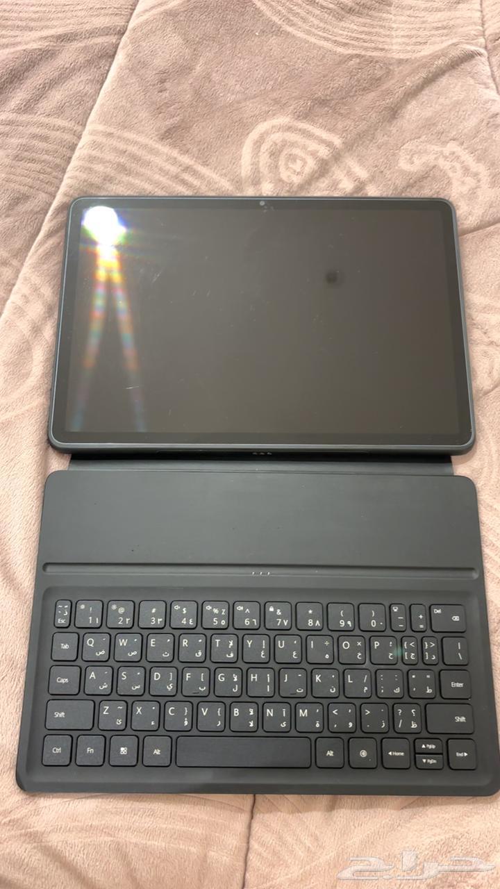ايباد مع الكيبورد مستعمل شهر فقط نظيففف نظيففف64336603234306111