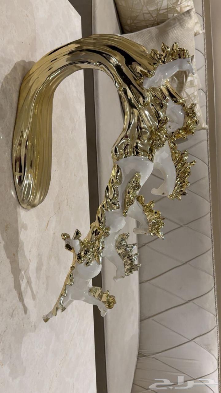 Sofa pieces for sale in excellent condition with minimal use64341328314625110