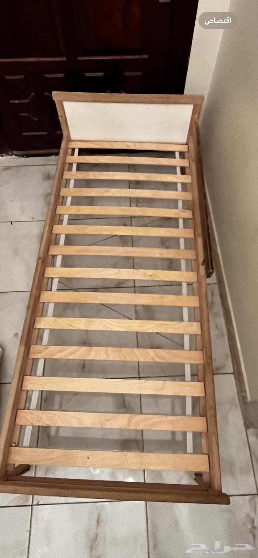سرير مع الخشب64347412754434110