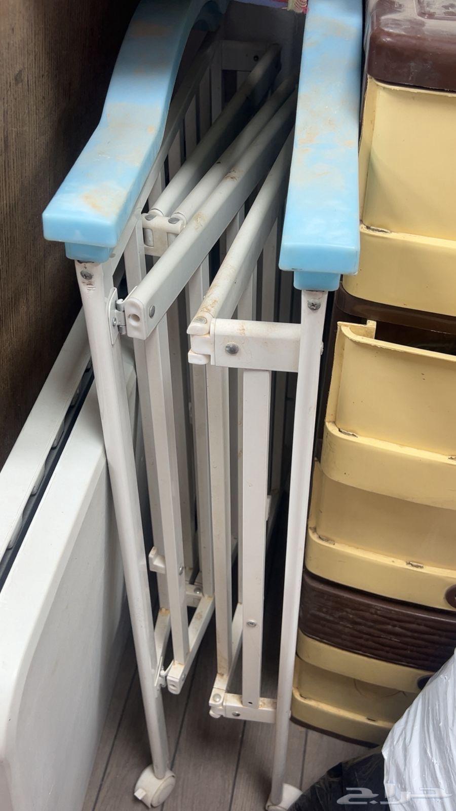 اغراض اطفال جديده وكم غرض مستخدم نضيف جدا64346339497601110