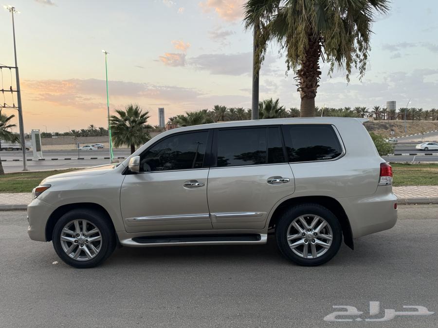 جيب لكزس 2012 سعودي فل كامل64491023572483111