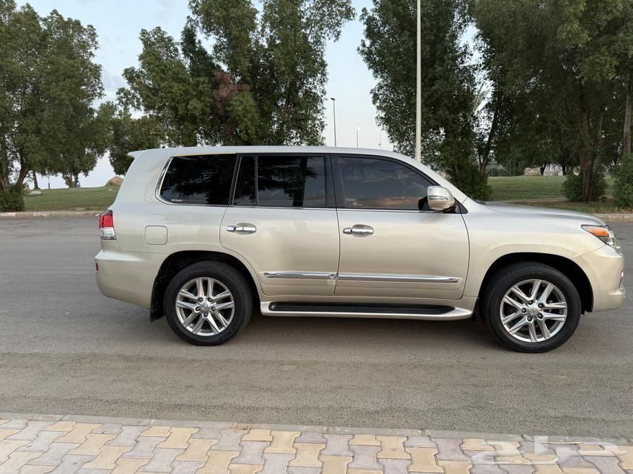 جيب لكزس 2012 سعودي فل كامل64491023572483112