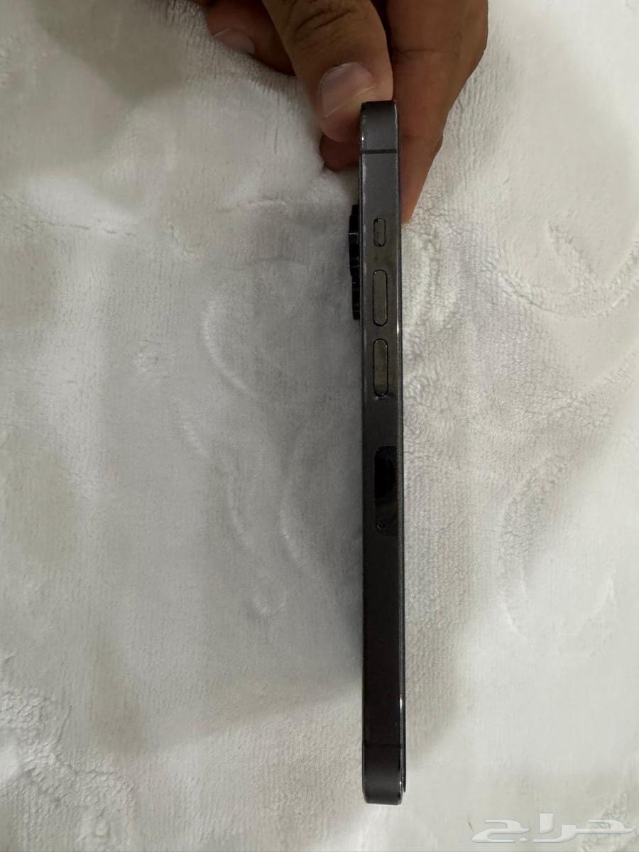 ايفون 13 شبه الجديد64345403635585113